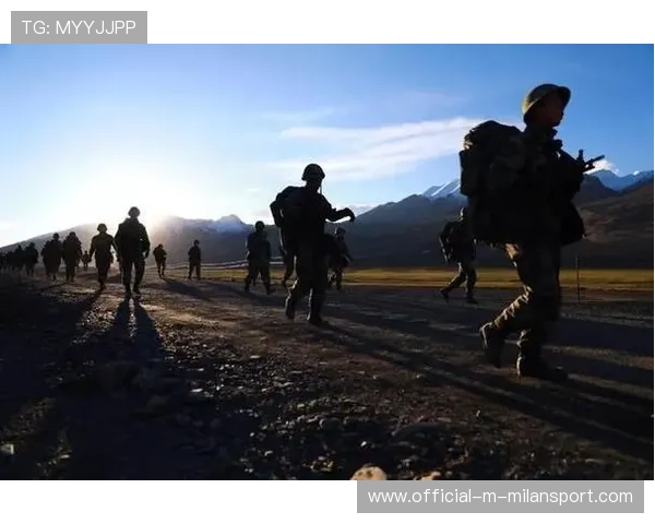 MMA三角锁瞬间结束战斗