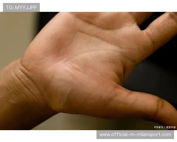 全程紧张看到手心出汗